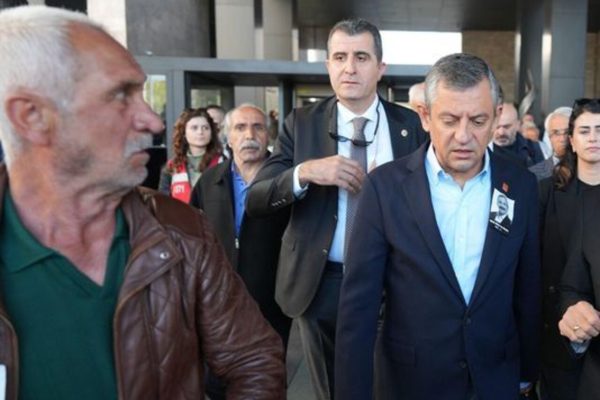 Sanat Dünyasından Sert Tepki: Ünlü İsimler Saldırıyı Kınadı, Barış Mesajları Verdi